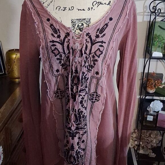 Free People Vintage Embroidered Purple Boho Long Sleeve Top M - Picture 7 of 7